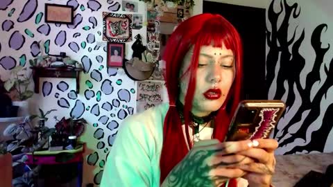 allice_rousse_ online show from 10/05/25, 10:07