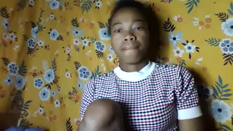 Snapshot of alliciax632770q chatting on 01/12/26, 01:00 alliciax632770q online show from 01/12/26, 01:00