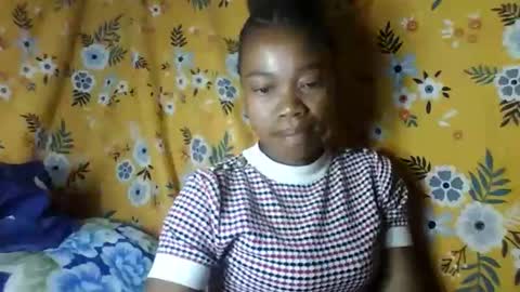 Snapshot of alliciax632770q chatting on 01/12/26, 05:18 alliciax632770q online show from 01/12/26, 05:18