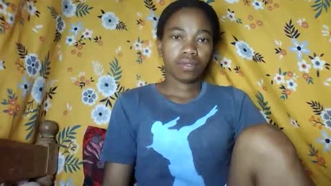 Snapshot of alliciax632770q chatting on 02/02/26, 01:15 alliciax632770q online show from 02/02/26, 01:15