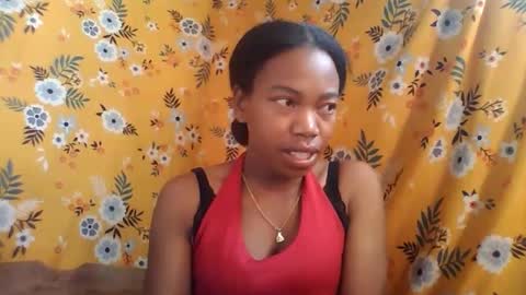 Snapshot of alliciax632770q chatting on 02/12/26, 12:22 alliciax632770q online show from 02/12/26, 12:22