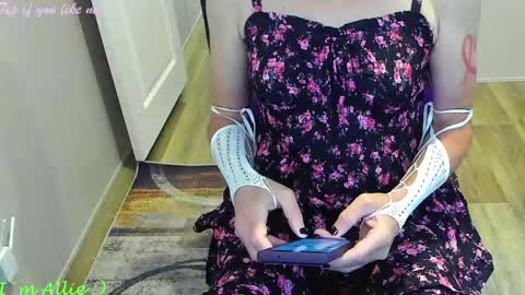 Allie online show from 04/11/26, 02:54