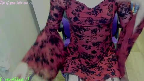 Allie online show from 04/19/26, 02:05