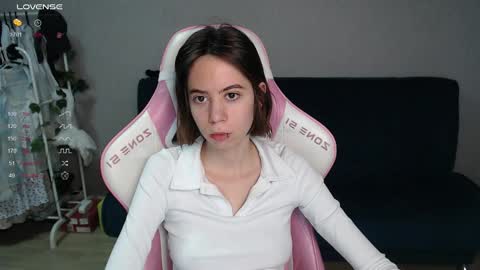 alice online show from 10/18/25, 12:57