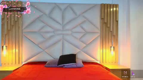 Aliie  online show from 12/03/25, 12:03