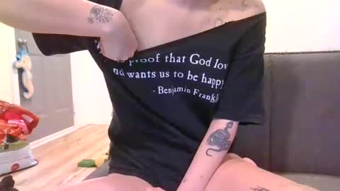 alliebearx online show from 01/09/25, 05:54