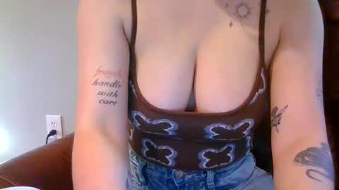 alliebearx online show from 01/13/26, 11:21