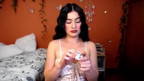 Allie  online show from 10/22/25, 06:07