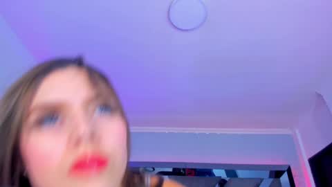 Snapshot of allijadid chatting on 01/27/25, 10:49 online show from 01/27/25, 10:49