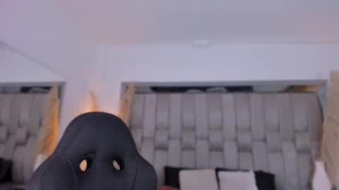    online show from 03/15/26, 10:54