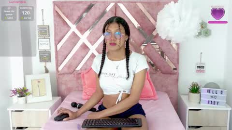 Snapshot of allis0n_ik chatting on 10/15/25, 12:05 ALLIS0N IK online show from 10/15/25, 12:05