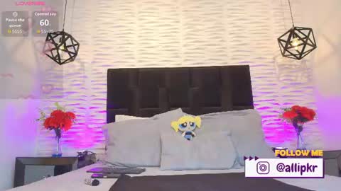 allison_parker1_ online show from 07/06/26, 12:13