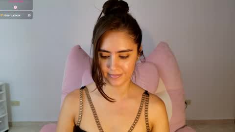 Snapshot of allisonpalmer chatting on 05/23/26, 04:00 Allison Palmer online show from 05/23/26, 04:00