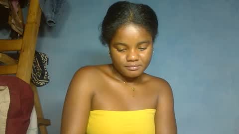 Snapshot of allizida01 chatting on 11/17/25, 03:34 allizida01 online show from 11/17/25, 03:34