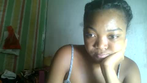Snapshot of allizida01 chatting on 05/12/26, 05:32 allizida01 online show from 05/12/26, 05:32