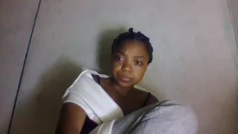 Snapshot of allizida01 chatting on 05/16/26, 02:19 allizida01 online show from 05/16/26, 02:19