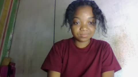 Snapshot of allizida01 chatting on 05/17/26, 05:05 allizida01 online show from 05/17/26, 05:05