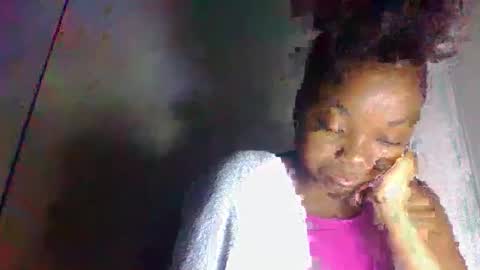 Snapshot of allizida01 chatting on 05/18/26, 12:11 allizida01 online show from 05/18/26, 12:11