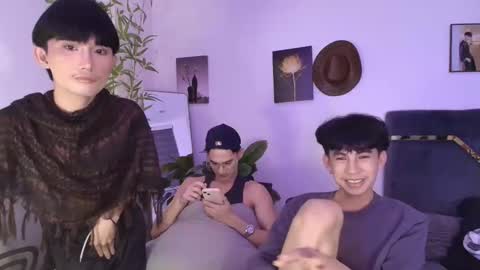 kim and josh online show from 04/18/26, 07:51