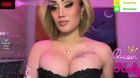 Snapshot of alluring_gemini chatting on 06/02/26, 06:15 Queen Majesty Katy online show from 06/02/26, 06:15