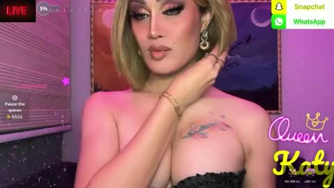 Snapshot of alluring_gemini chatting on 06/06/26, 07:46 Queen Majesty Katy online show from 06/06/26, 07:46