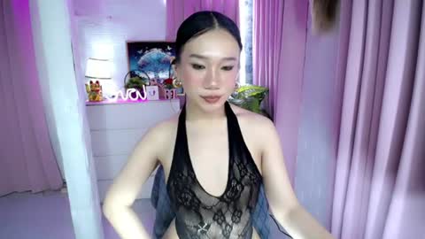 Snapshot of alluring_mj chatting on 06/11/26, 12:43 mj online show from 06/11/26, 12:43