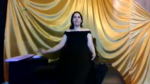 AlluringAli25 online show from 04/01/26, 04:26