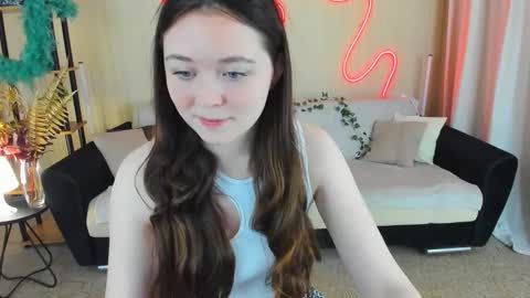 alluringeyess online show from 10/04/25, 04:27