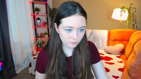 alluringeyess online show from 04/05/26, 11:18