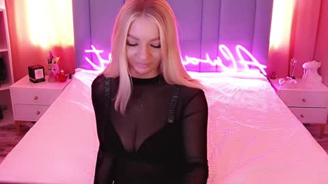 AlwaysHot online show from 02/06/25, 03:06