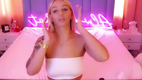 AlwaysHot online show from 03/04/25, 06:37