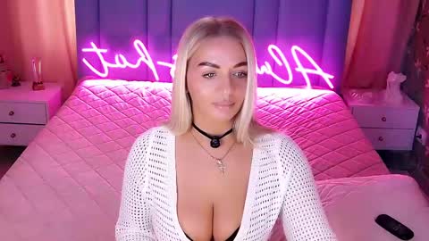 AlwaysHot online show from 04/15/26, 02:29