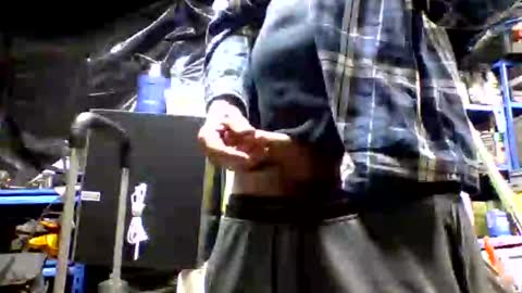 Snapshot of allwolf0323 chatting on 10/08/25, 05:32 allwolf0323 online show from 10/08/25, 05:32