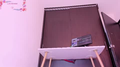 Snapshot of ally_cantero chatting on 07/28/26, 07:15 NEW VIDEOS IN MY PROFILE online show from 07/28/26, 07:15