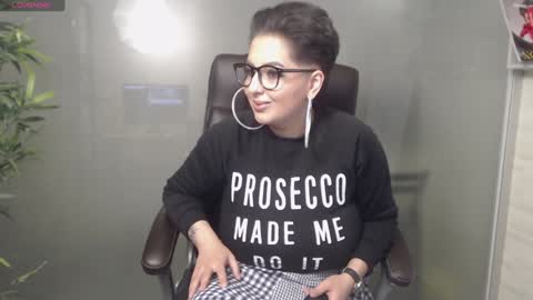         online show from 01/23/25, 10:22