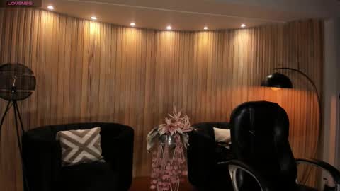 Alisson online show from 11/10/25, 10:03