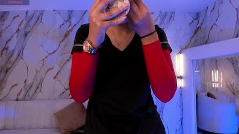 Alisson online show from 12/18/25, 10:10