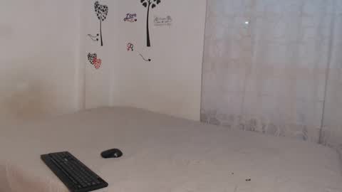 Snapshot of allyka_transsm chatting on 12/03/24, 10:40 Allyka online show from 12/03/24, 10:40