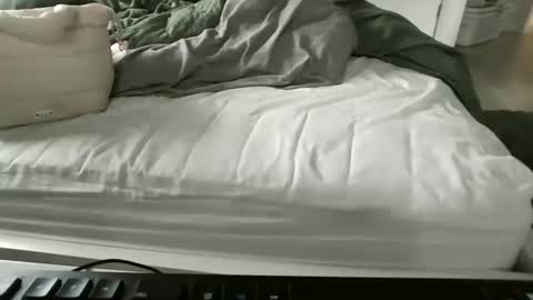 Snapshot of allylove2626 chatting on 09/24/25, 07:28 allylove2626 online show from 09/24/25, 07:28