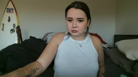 Snapshot of allylove2626 chatting on 10/09/25, 09:13 allylove2626 online show from 10/09/25, 09:13