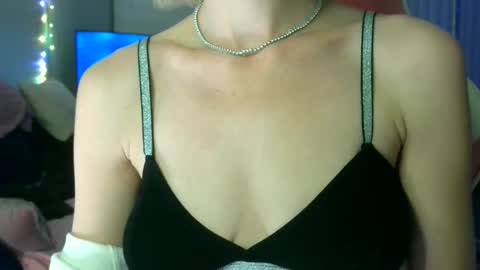 Ally Girl In Her Ally World online show from 02/19/26, 11:17