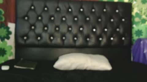 Allys xoxo online show from 02/03/25, 03:20