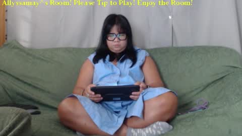 Allyssamay online show from 09/11/25, 12:27