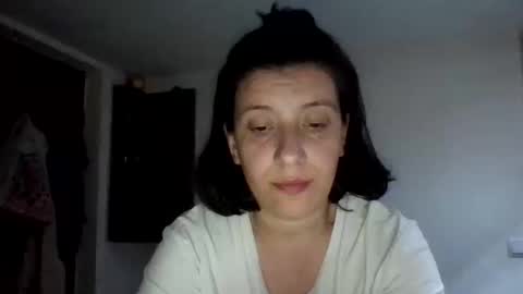 Snapshot of alma_amy chatting on 03/12/26, 09:43 Alma online show from 03/12/26, 09:43