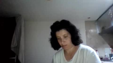 Snapshot of alma_amy chatting on 03/21/26, 09:18 Alma online show from 03/21/26, 09:18