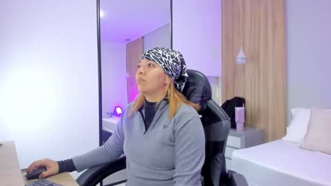 ALMA FENIX  online show from 01/17/26, 12:21