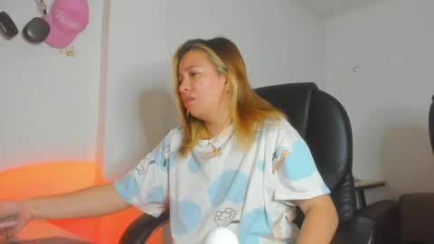 ALMA FENIX  online show from 03/31/26, 11:32