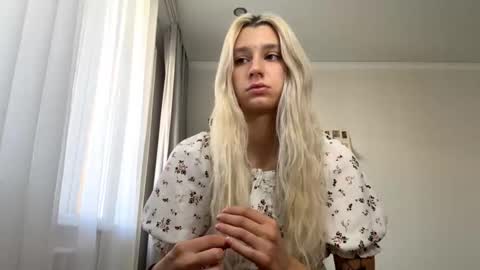 Arina online show from 09/09/25, 11:10