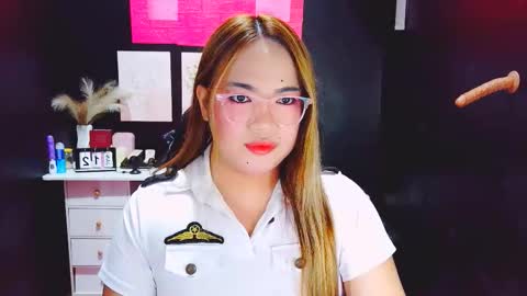 Almira online show from 01/12/26, 02:17