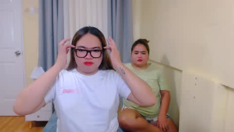 Almira online show from 04/26/26, 01:36